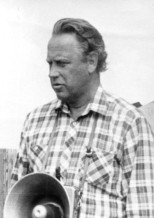 1984 Крапивин Слава с мегафоном
